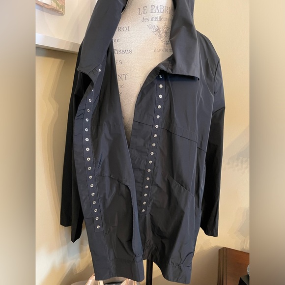 Black jacket - Picture 5 of 8